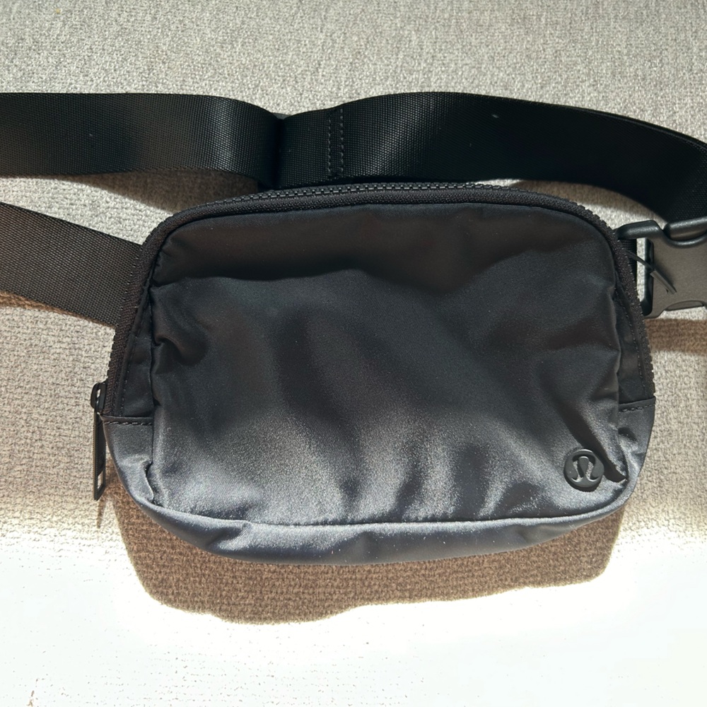 Lulu Lemon Beltbag